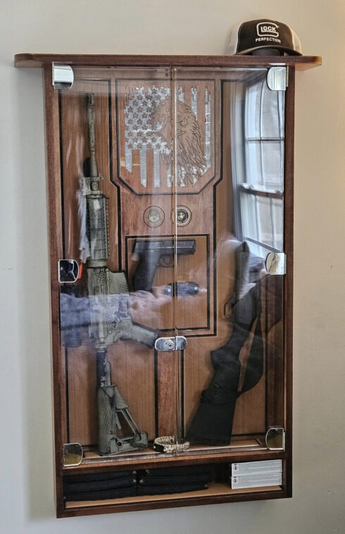 Double Rifle/Pistol Locking Display Case