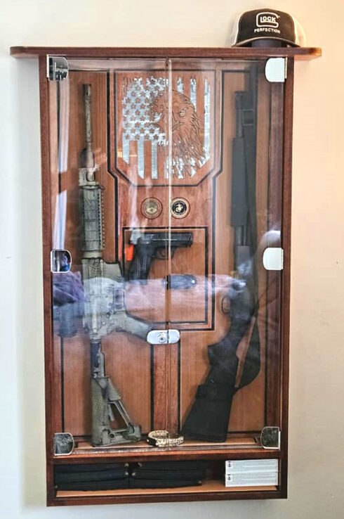 Double Rifle/Pistol Locking Display Case