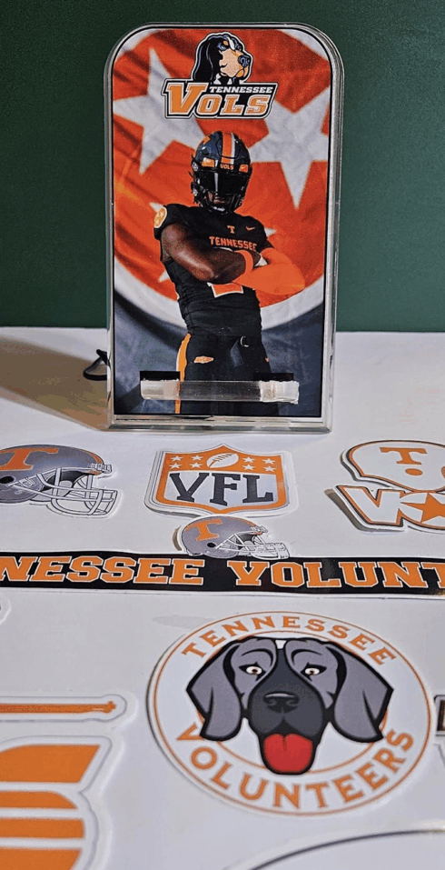 UT Wireless Charger Decal Set -visual description
